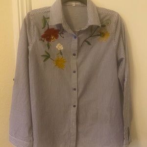 Eden & Olivia Blue White Stripe Button Up Medium Embroidered Floral Womens